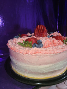 Diva's Strawberry Cake w/cream cheese icing